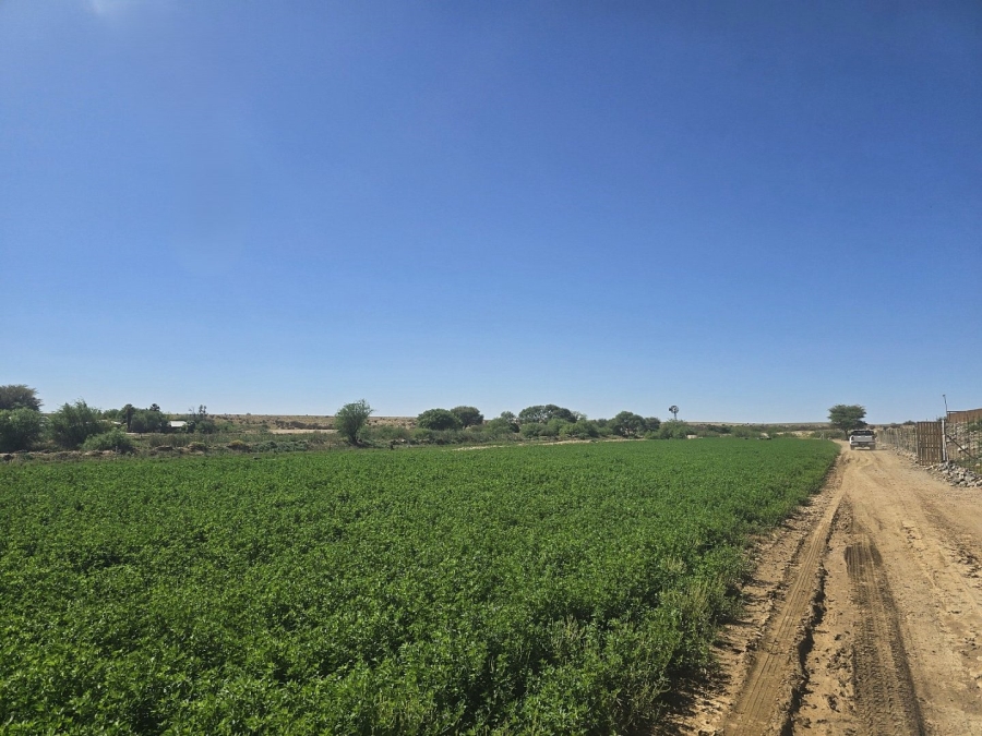 2 Bedroom Property for Sale in Upington Rural Northern Cape